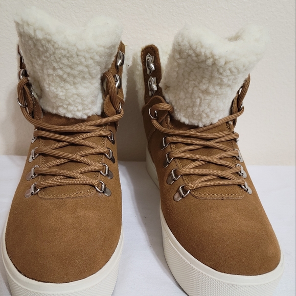 Marc Fisher Shoes - MARC FISHER SUEDE LEATHER SNEAKERS BOOTIES.